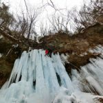 美濃戸の角木馬の氷柱でアイスクライミング☆八ヶ岳山荘近くにこんな場所があったのね！