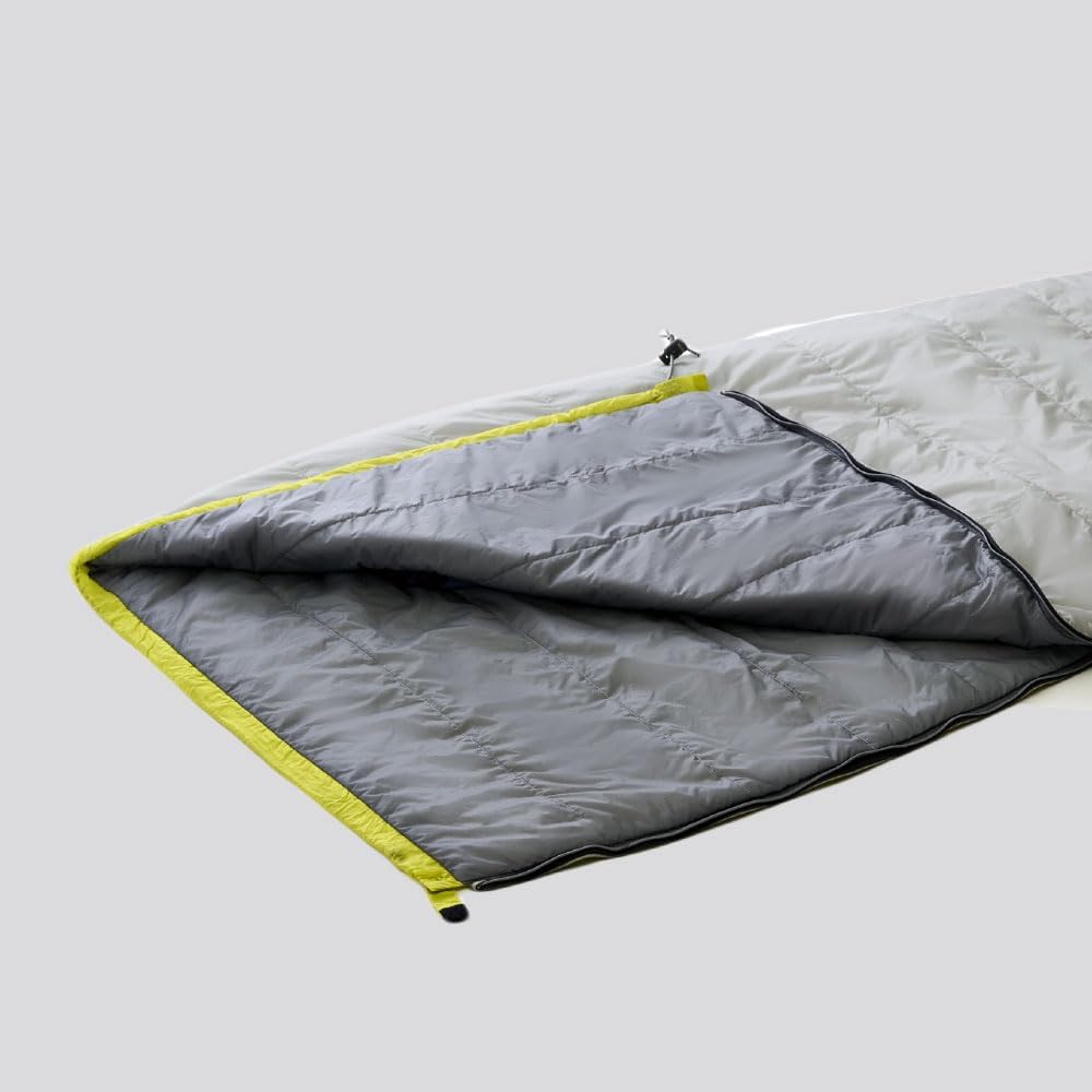 表地・裏地の素材と耐久性（生地の強さ・防水性・肌触り）