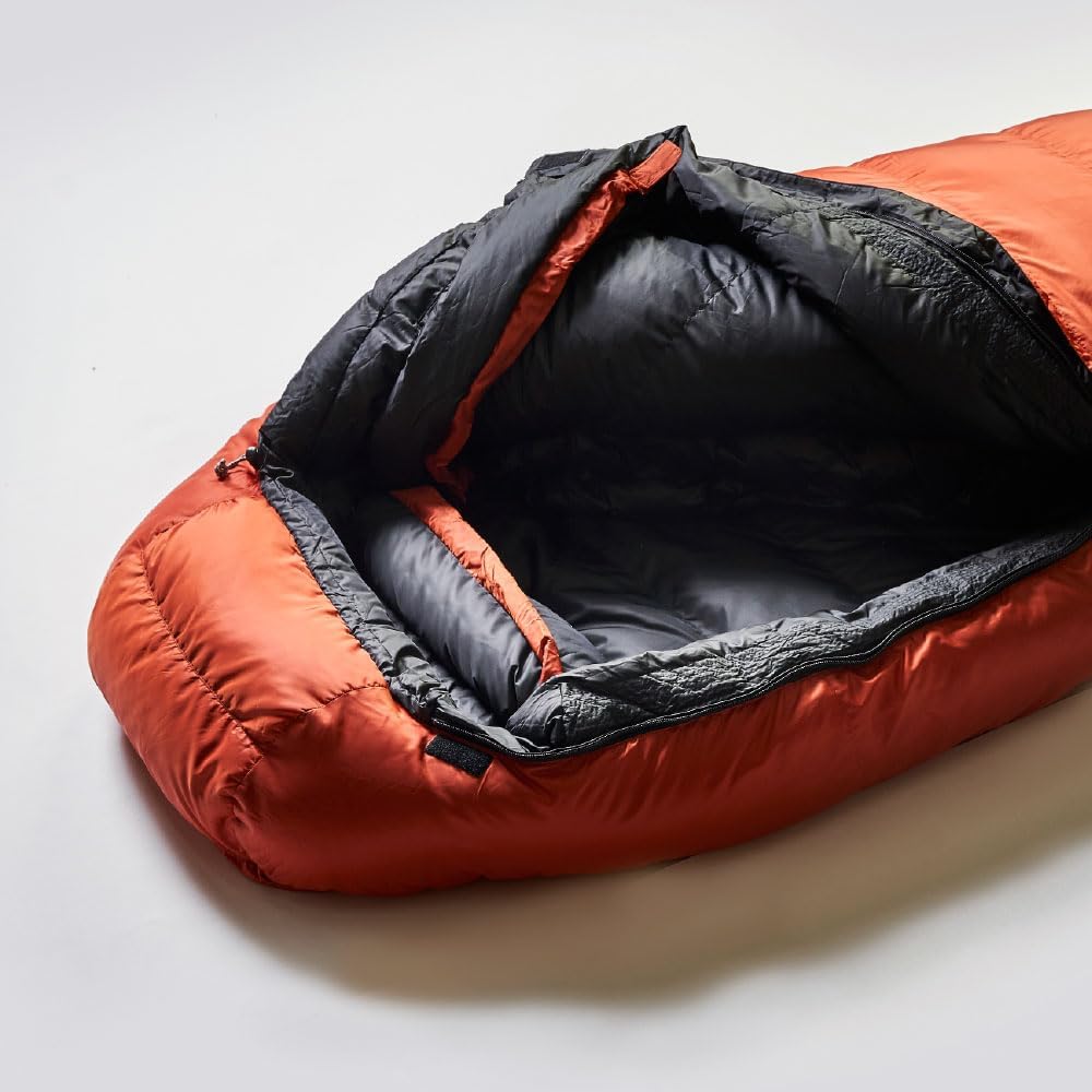 【厳冬期・極地】イスカ デナリ900 vs 1100 徹底比較レビュー|命を守る「最後の砦」を選ぶ 60 表地・裏地の素材と耐久性(生地の強さ・防水性・肌触り)