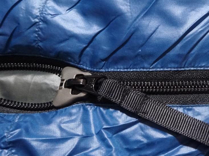 細部への「愛」：YKKファスナーと2025年モデルの噛み込み軽減パーツ