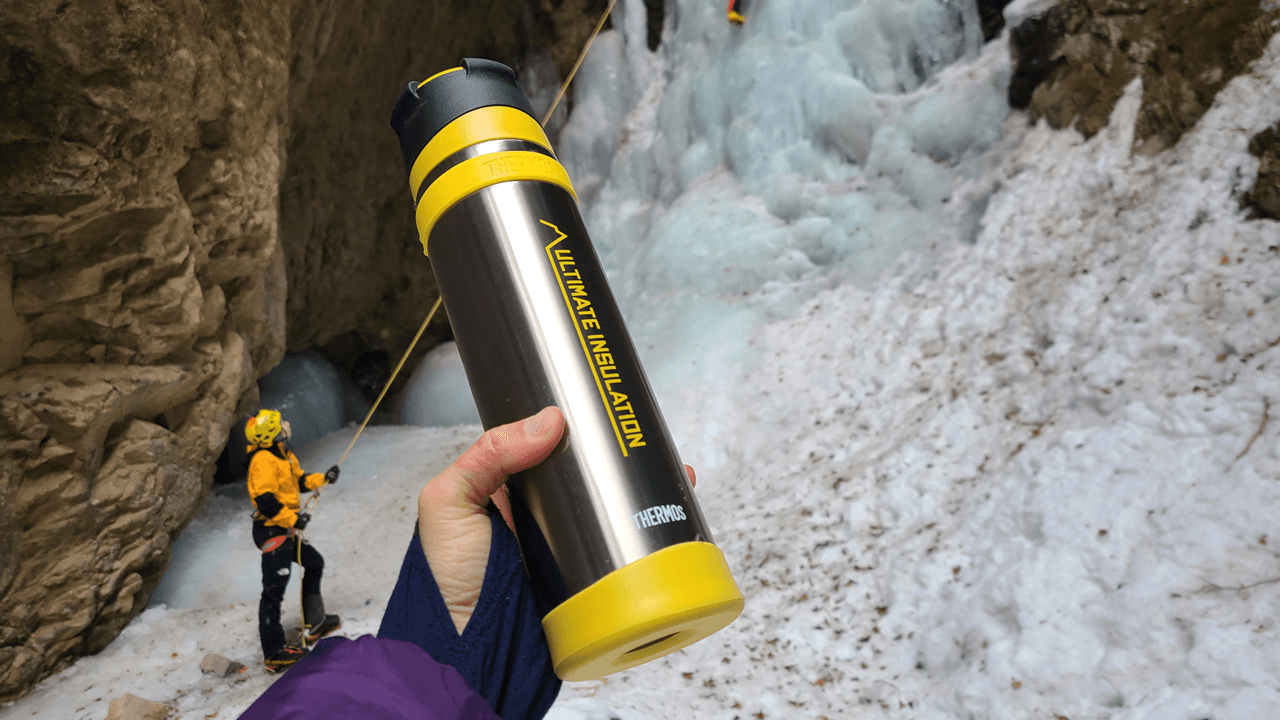 【使用レビュー】山専ボトルとモンベルを比較してサーモスを選んだ理由と使用感