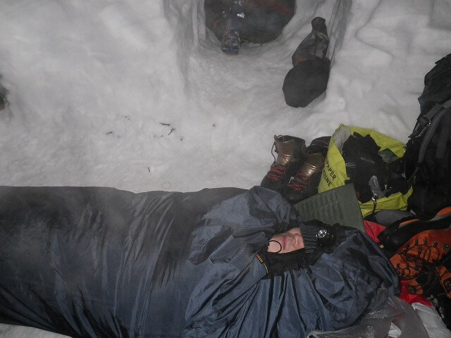 yukiyama sleepingbag01 10 【2026冬用寝袋】おすすめコスパ最強シュラフをご紹介！登山・キャンプ用でモンベル・イスカ・ナンガ・タケモの体験談＆スペック比較