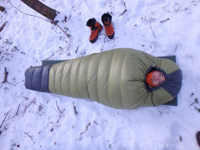 yukiyama sleepingbag01 6 1 【2026冬用寝袋】おすすめコスパ最強シュラフをご紹介！登山・キャンプ用でモンベル・イスカ・ナンガ・タケモの体験談＆スペック比較