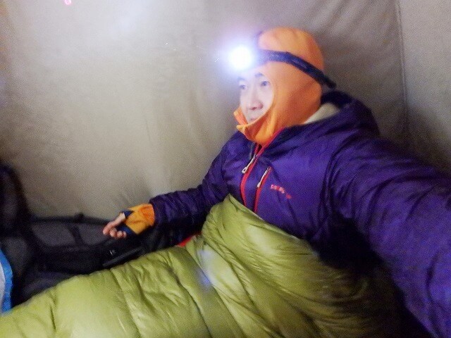 ② 体温を奪う3つの要因：伝導・対流・放射